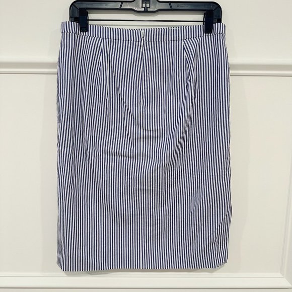 J. Crew Cotton Pencil Skirt Striped Blue Seersucker with Side Slits. Size 4 - Picture 2 of 5